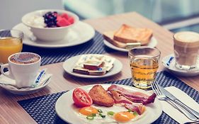 Mercure Melbourne City Centre